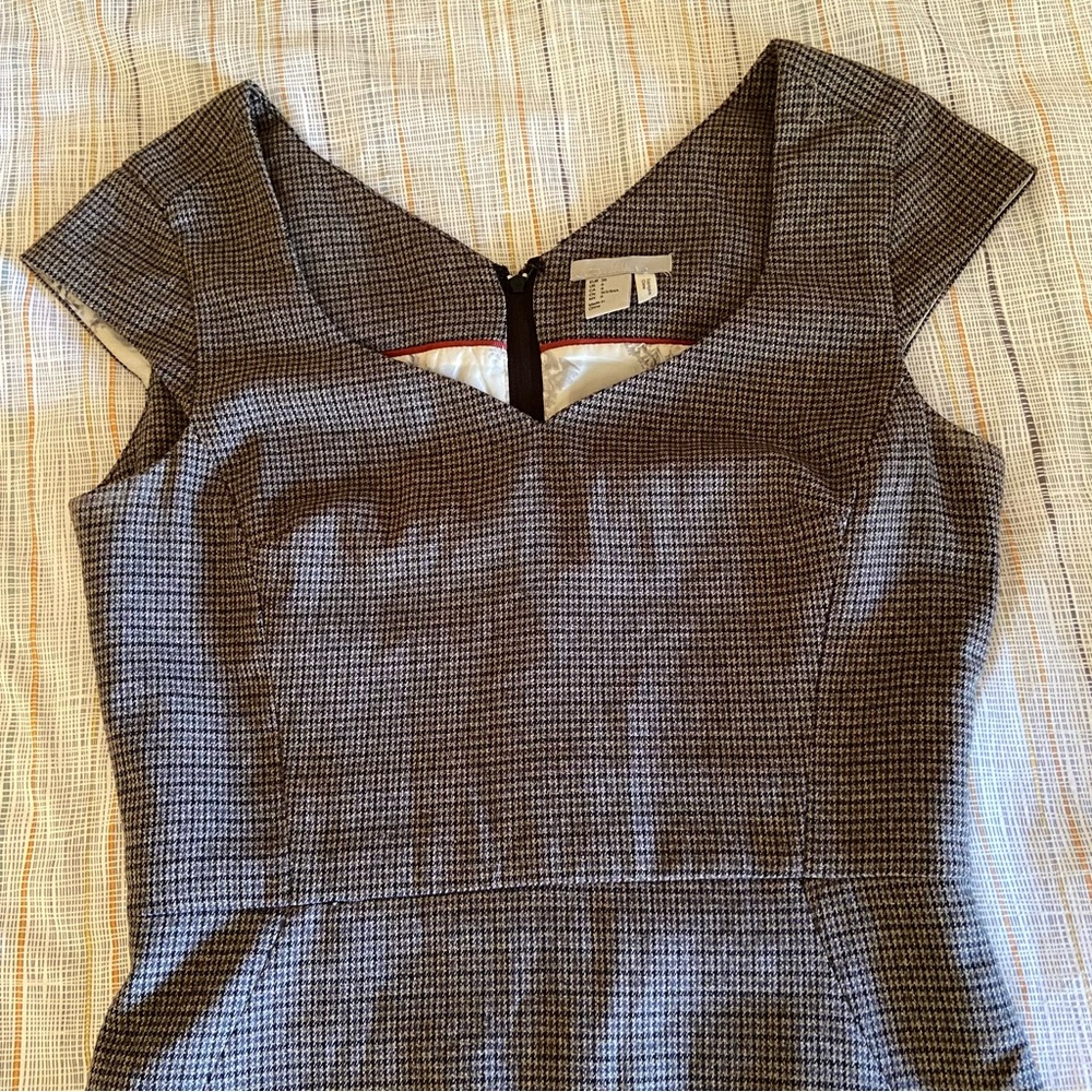 Gray plaid cap sleeve pencil midi dress